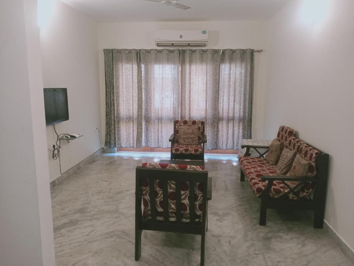 Coconut Grove Holiday Apartment バーカ エクステリア 写真